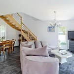 Holiday home 1 Bedroom Awesome In Marennes-hiers-brouage *