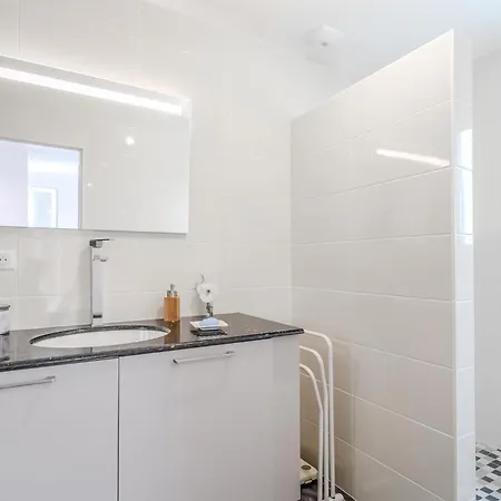 Stunning In Marennes-hiers-brouage Marennes (Charente-Maritime)