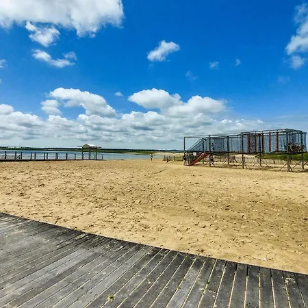 Beach Front Home In Marennes-Hiers-Brouage Marennes (Charente-Maritime)