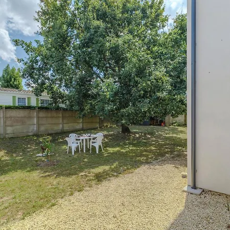 Beach Front Home In Marennes-Hiers-Brouage Marennes (Charente-Maritime)