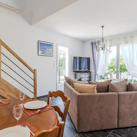 Stunning In Marennes-hiers-brouage * Marennes (Charente-Maritime)