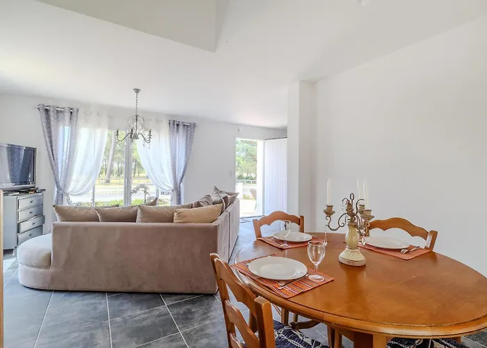 Stunning In Marennes-hiers-brouage Casa de Férias Marennes (Charente-Maritime)